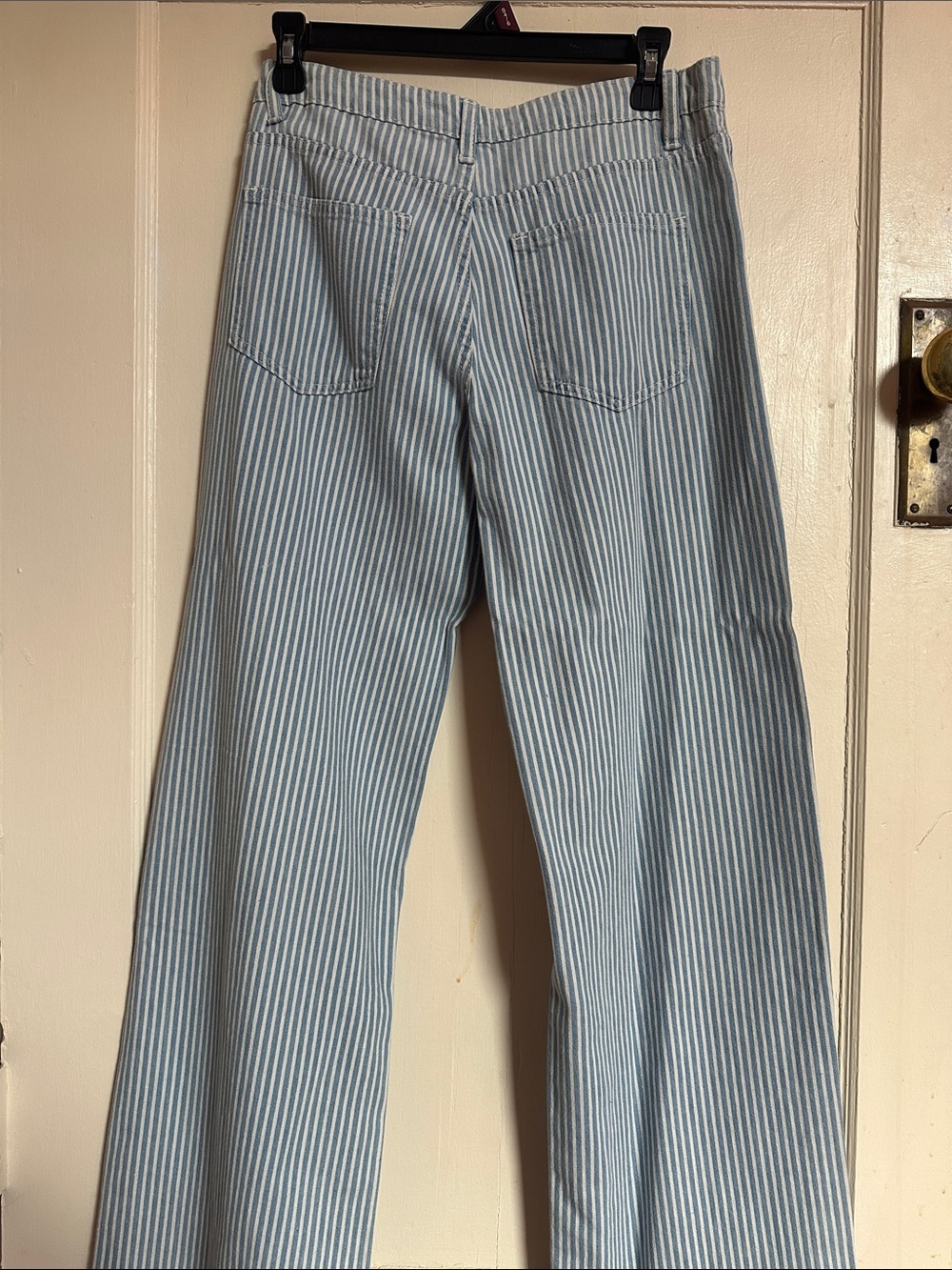 Brandy Melville Light Blue and White Vertical Stripe Trousers - Picture 3 of 4